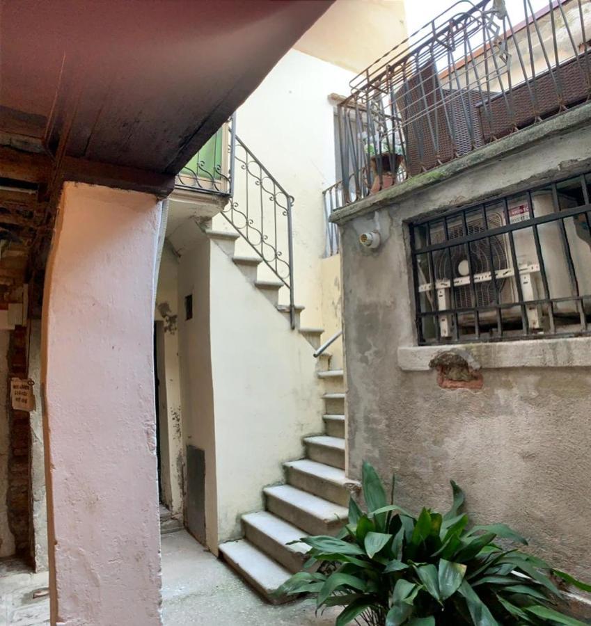 Eagle'S Nest Venice Guest House Esterno foto