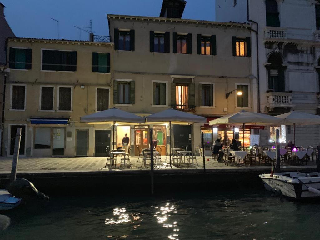 Eagle'S Nest Venice Guest House Esterno foto