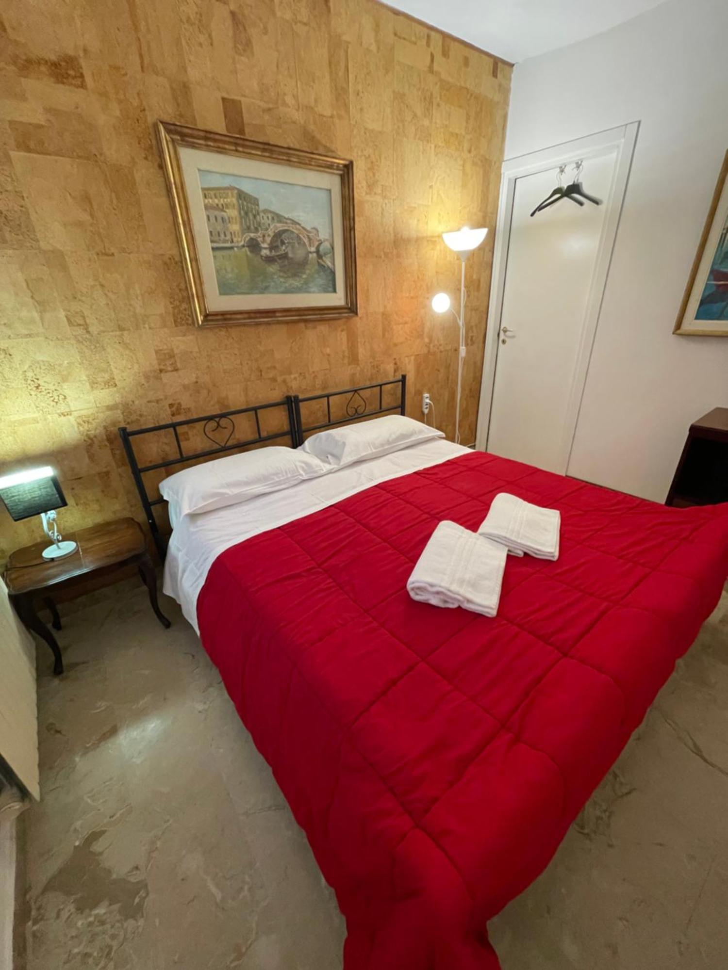 Eagle'S Nest Venice Guest House Esterno foto