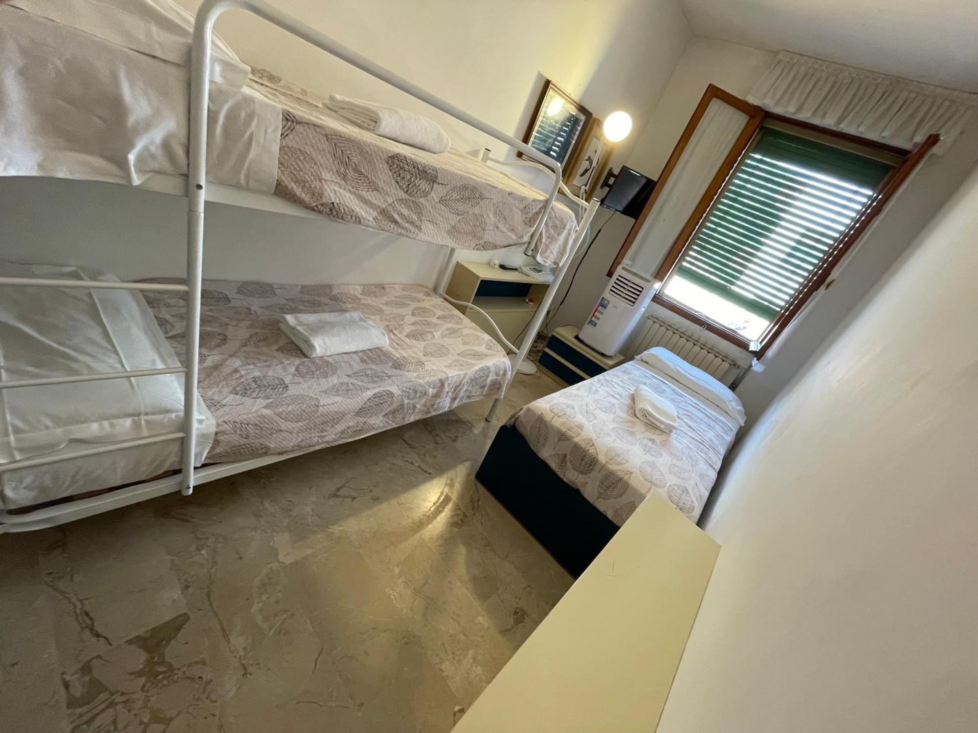 Eagle'S Nest Venice Guest House Esterno foto