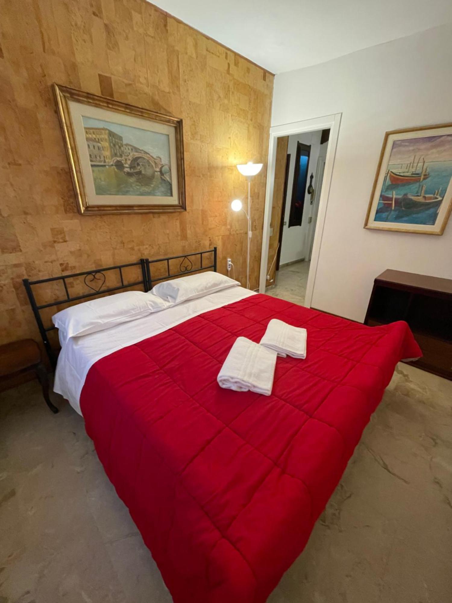 Eagle'S Nest Venice Guest House Esterno foto
